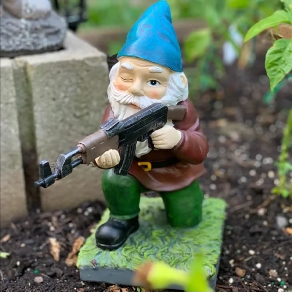 🇺🇸2nd Amendment/Military Miniature (Kneeling) Garden Gnome!